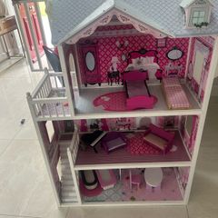 dolls house