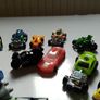Bundle of small plastic cars Image 6