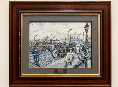 Pair of 3D Framed Belfast Pictures Queen's Bridge and Holywood Arches