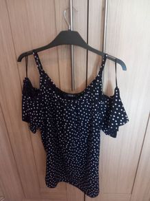 Ladies Quiz Cold shoulder Top