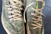 Havaianas mid top shoes