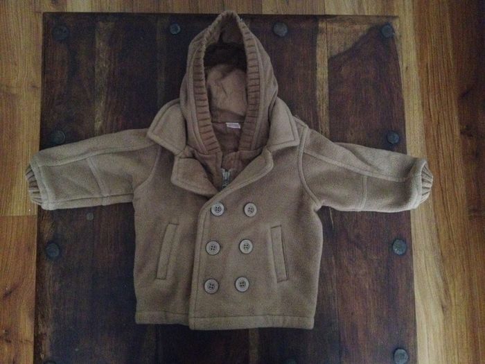 NEXT Gorgeous Boys Beige Jacket "as new" 3-6mts/upto 18lbs)