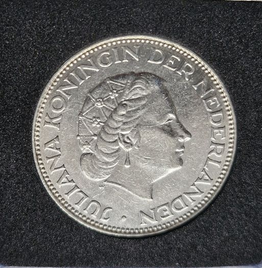 1960  Netherlands  2 1/2 Gulden - Juliana Silver Coin