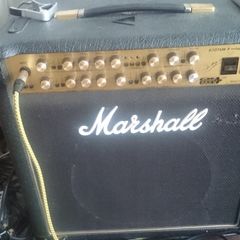 Marshall 30th Anniversary 6101 (switchable power) with pedal