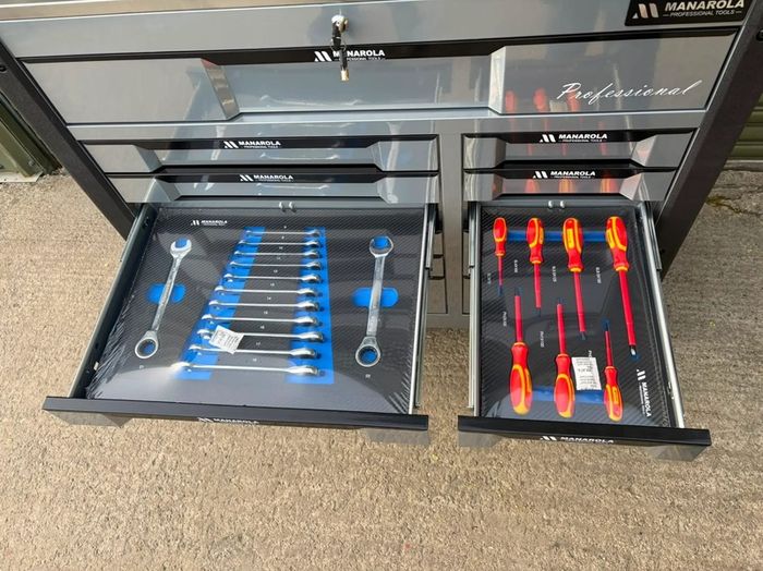 Manarola 12-drawer Tool Box - Fully Loaded With Tools!
