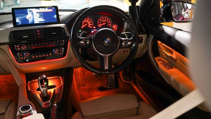 2016 Bmw 3-series 330e High Spec, low kms