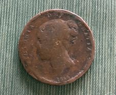 1854 Queen Victoria Early Copper Halfpenny Coin