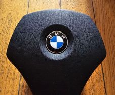 BMW E90 airbag