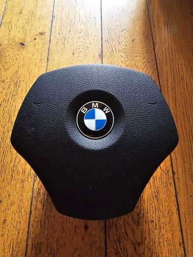 BMW E90 airbag