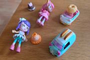Shopkins dolls and cars