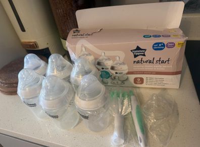 Tommee Tippee Bottles Bundle