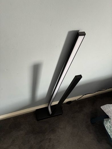 Floor lamp