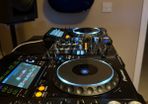 CDJ-2000 Nexus + Hard Cases