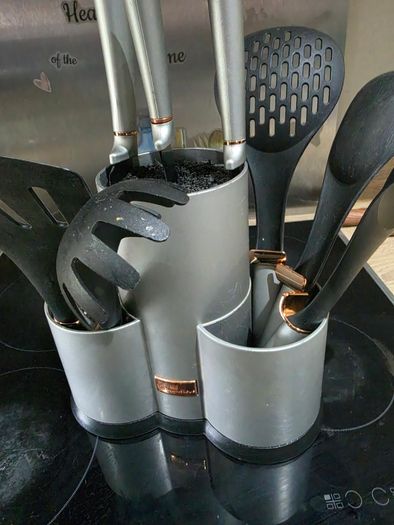 Berlinger Haus knife and Laddle set