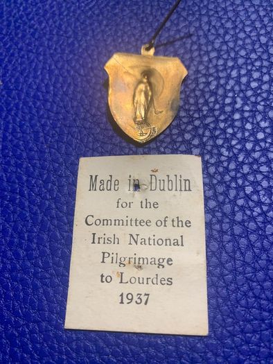 Rare Vintage Lourdes Medal