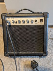 20W Guitar amp & cable