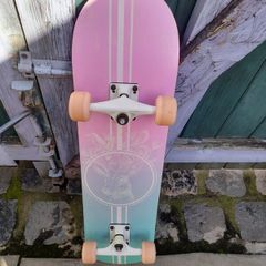 skateboard