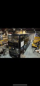 Fully Converted Bus  Food/Drink Serving, Full Electrics, Seating