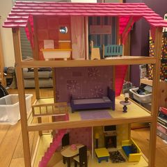 kidkraft 'so chic' Dollhouse