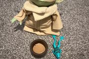 The Child - The Mandalorian - Baby Yoda talking plush