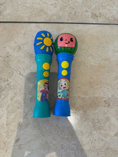 Ms Rachel and cocomelon musical microphones