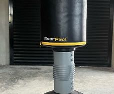 Freestanding boxing bag