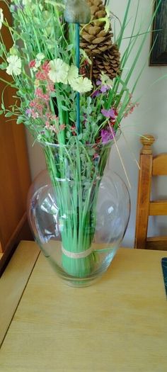 Glass vase