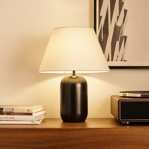 Gorgeous table lamp. Brand new, unopened
