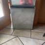 Hot and cold ash container Image 2