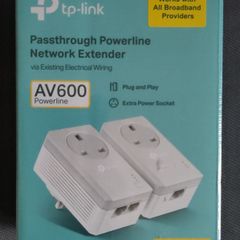 tp-link Passthrough AV600 Powerline Network Extender