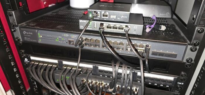 TP-LINK T2600G-28MPS JetStream 24 Port PoE, 4 SFP Gigabit L2+ Managed Switch