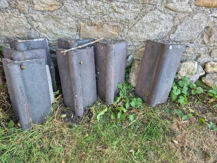 Reclaimed Ridge roof Tiles