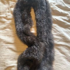 Sable scarf