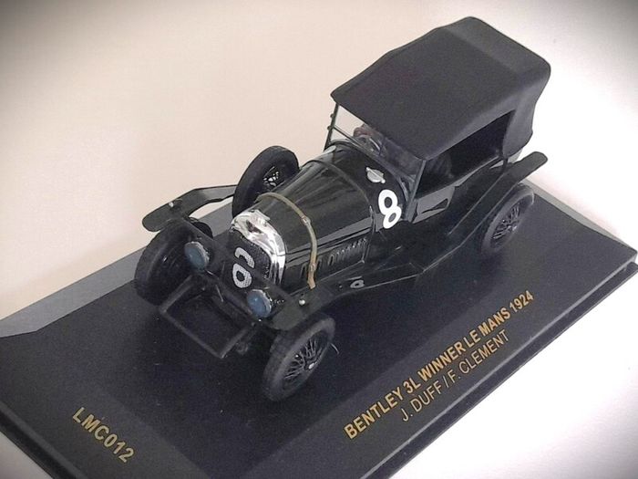 Diecast Model Le Mans Winning Bentley Le Mans 1924 1st - IXO 1:43