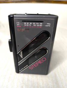 Sanyo Walkman + New Headphones