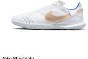nike streetgato