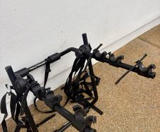 Hollywood Express 3 Bike Rack. Rear Mounted. Excellent Condition