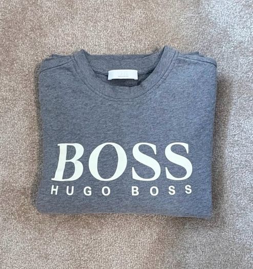 Boss sweatshirt Size S immaculate