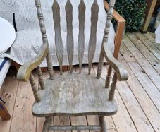 swinging chair