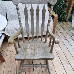 swinging chair