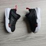 Infant boys Jordan trainers Image 4