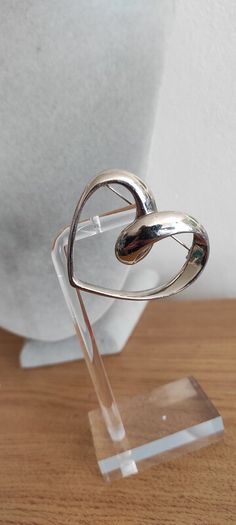 Isabella Rossellini brooch