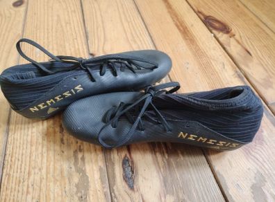 Adidas Nemeziz football boots UK5