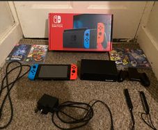 Nintendo Switch 32GB, Neon Red & Blue + 4 Games