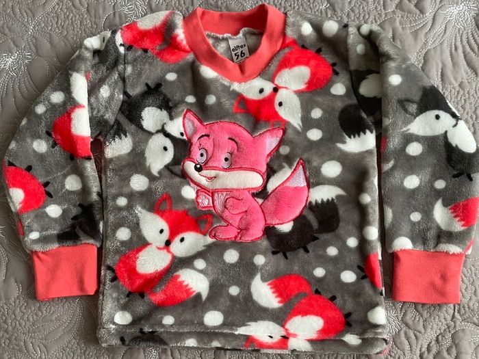 Girls pyjamas 2-3Y