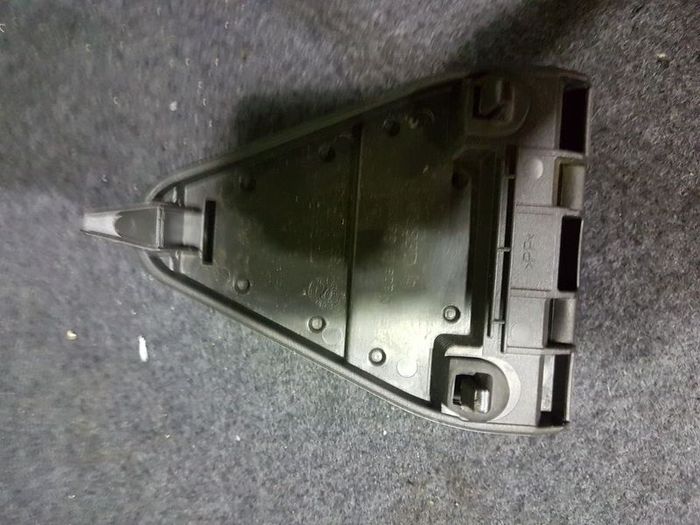 audi a4 emergency triangle mount holder