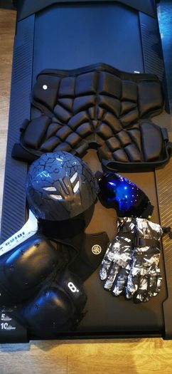 ski helmet goggles and body protectors