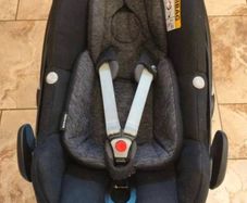Maxicosi infant and toddler car seat set