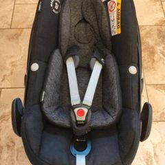 Maxicosi infant and toddler car seat set