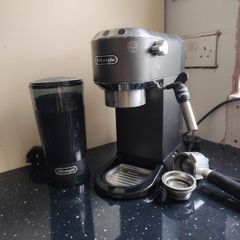 Delonghi Coffee machine and Coffee grinder